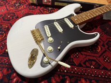 画像2: Fender Custom Shop American Custom Stratocaster NOS - Handwound PU's / Aged White Blonde (2)