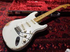 画像3: Fender Custom Shop '69 Stratocaster Heavy Relic - Handwound PU's / Olympic White (3)